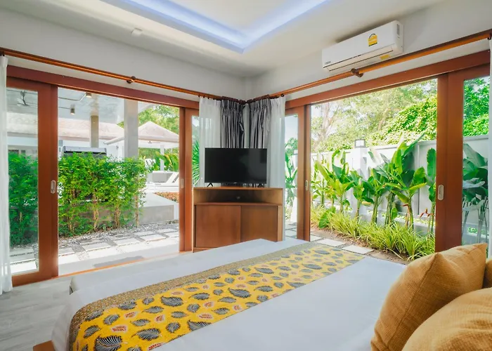 Bangtao Boutique Villa